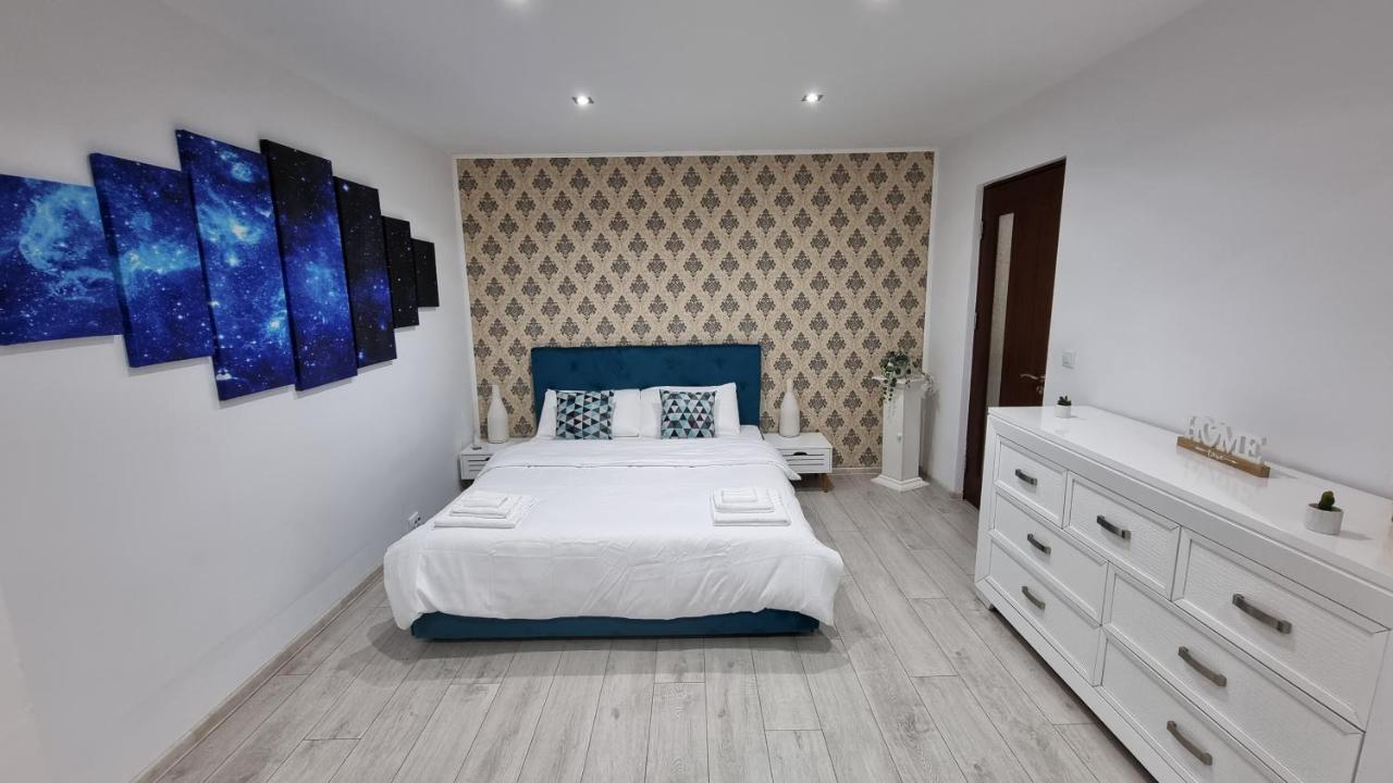 Stone Bridge Apartment Iasi Exterior photo